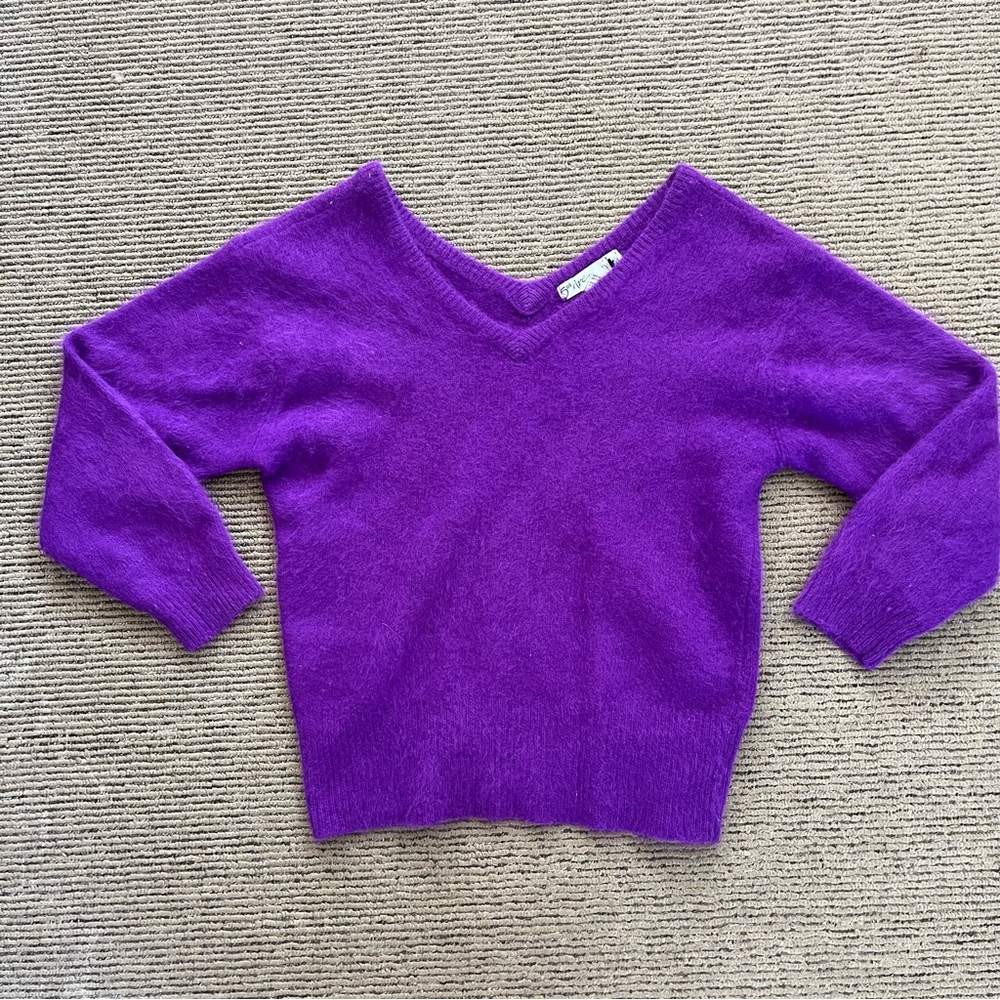 Saks fifth avenue angora and wool purple double v neck sweater size M